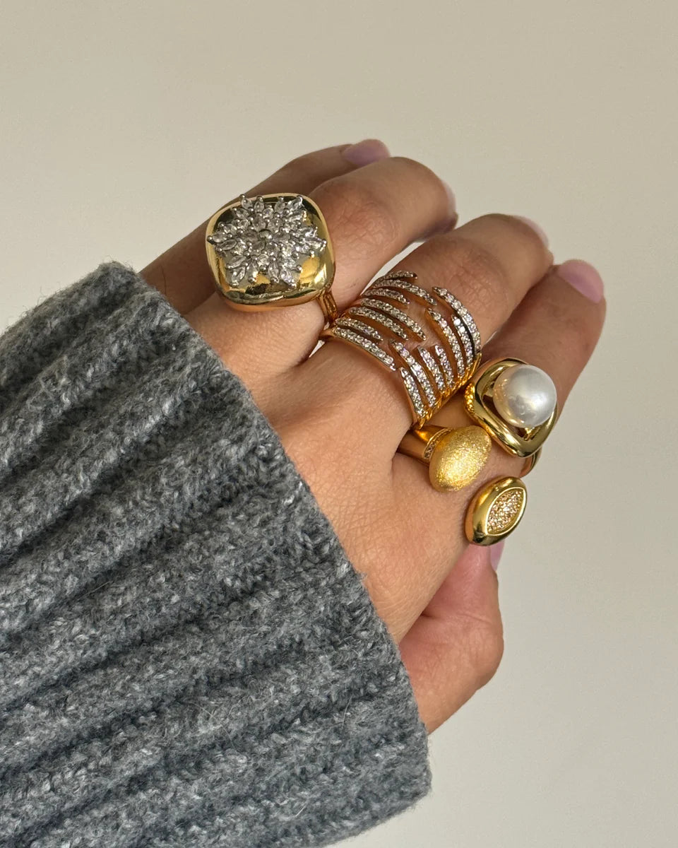Anillo Bessie