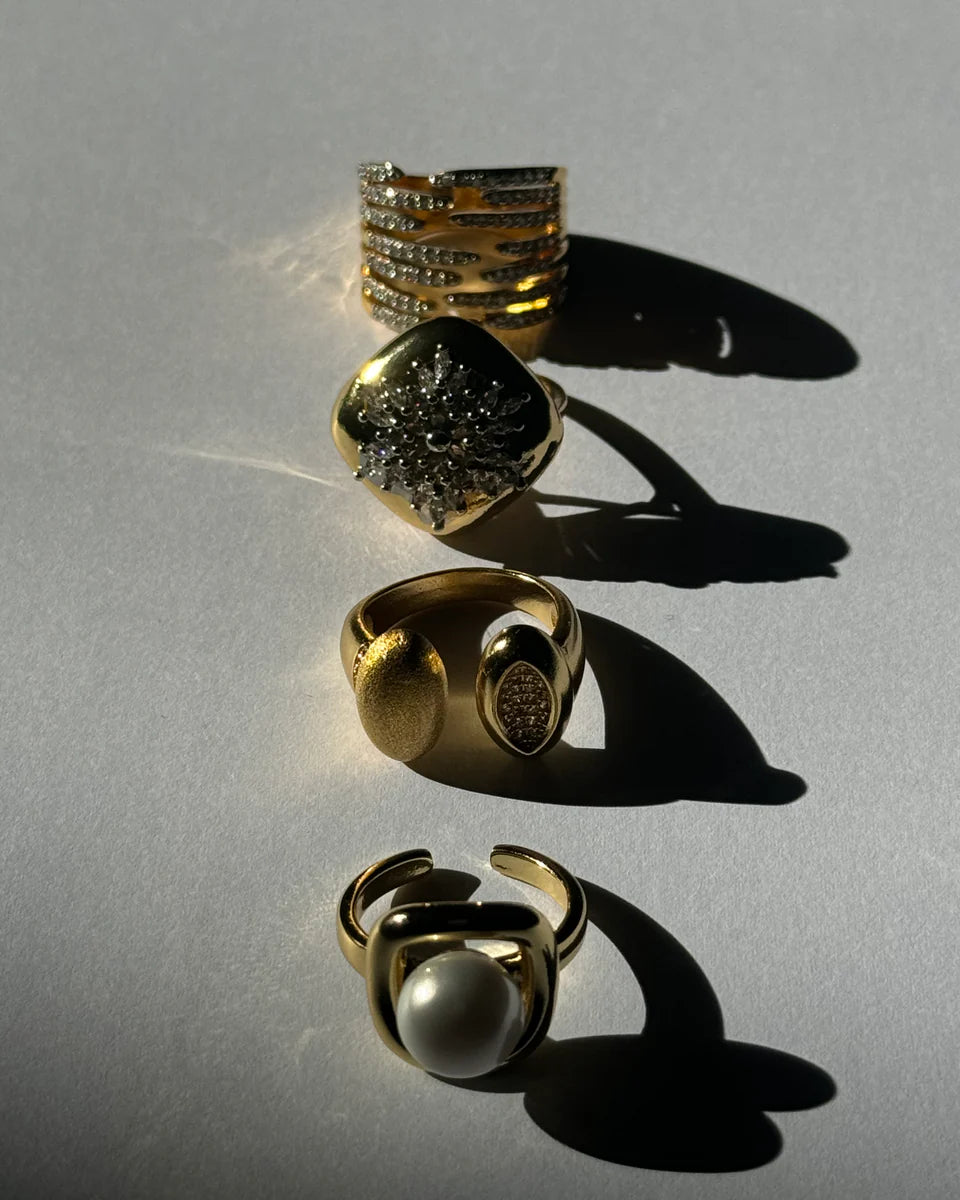 Anillo Bessie