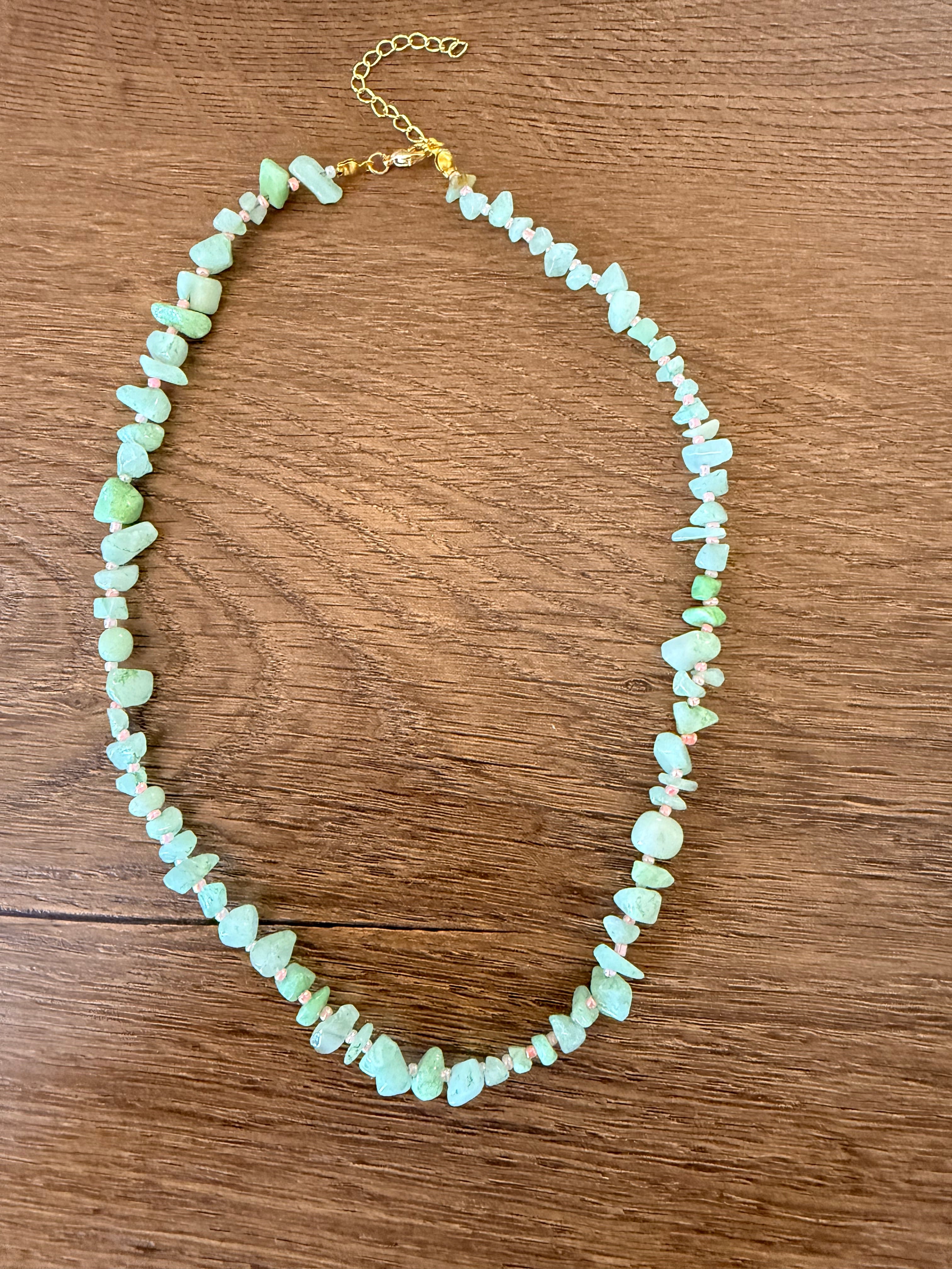 Collar yellow stone
