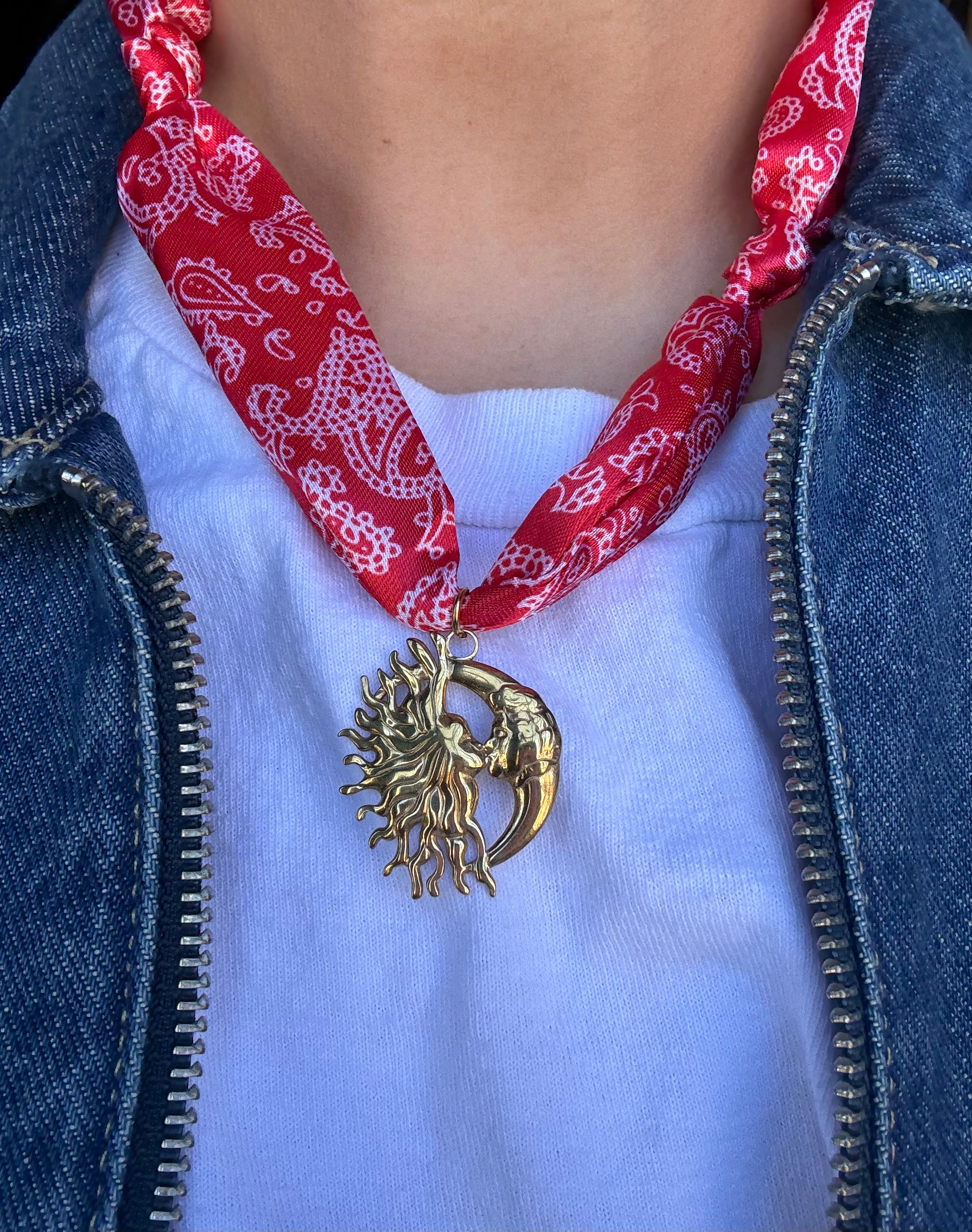 Collar azteca rojo