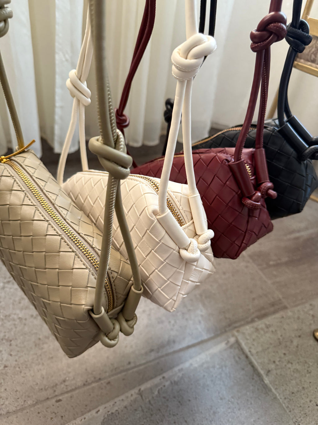 Bolsa Mónaco Guinda