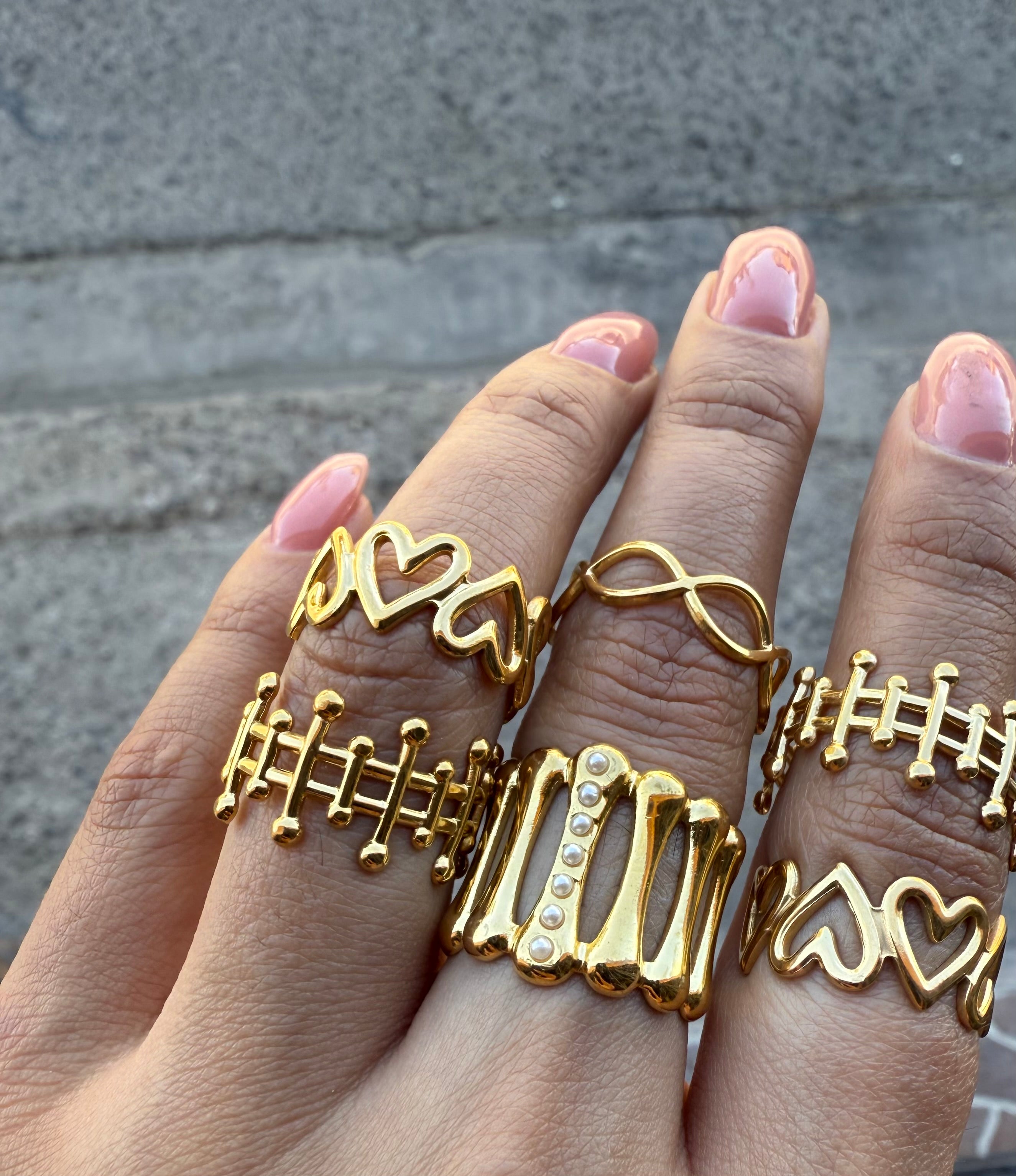 Anillo corazones