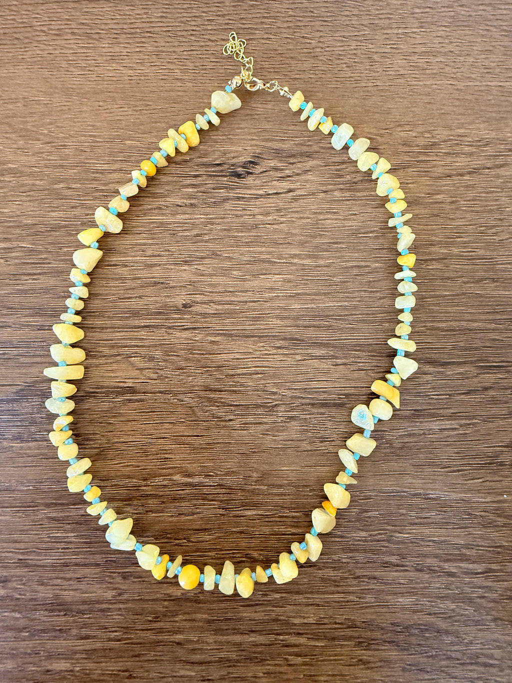 Collar yellow stone