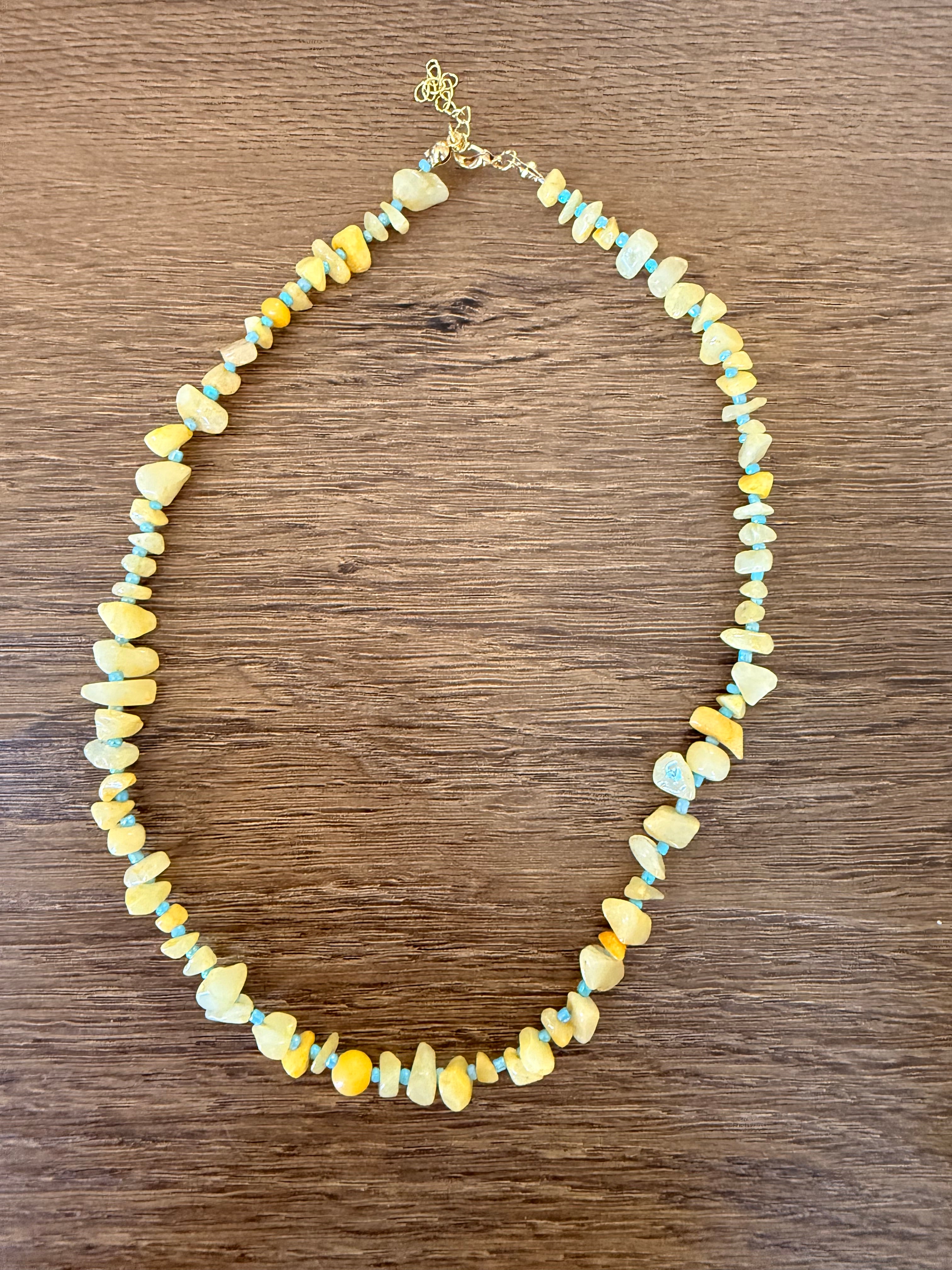 Collar yellow stone