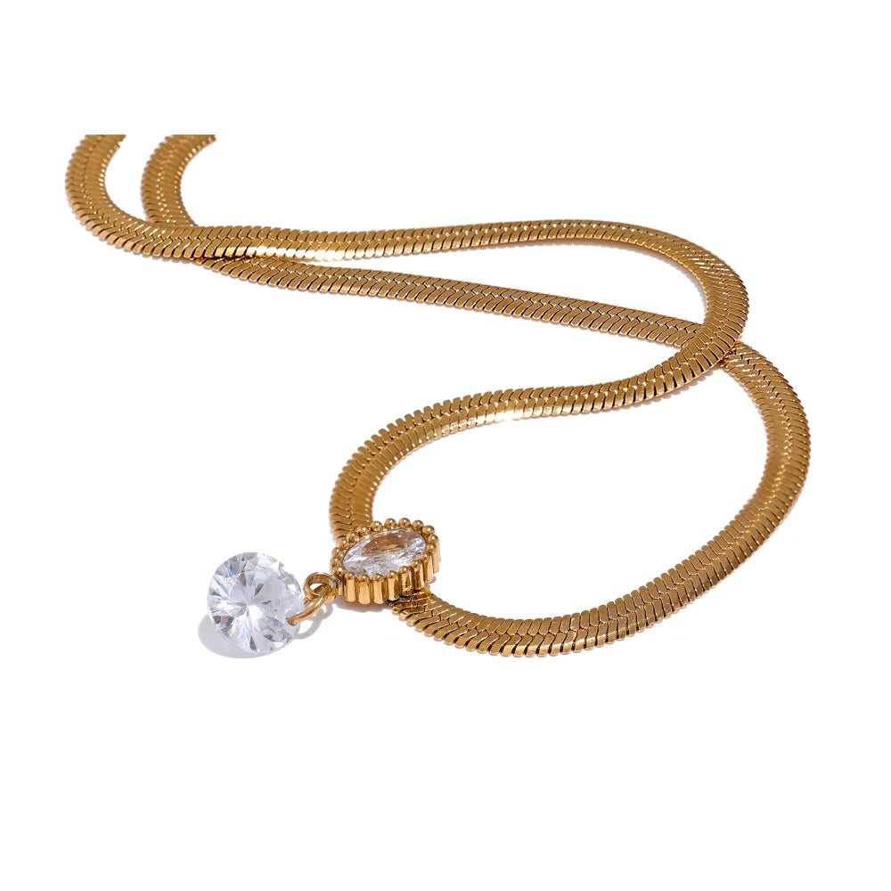COLLAR STELA