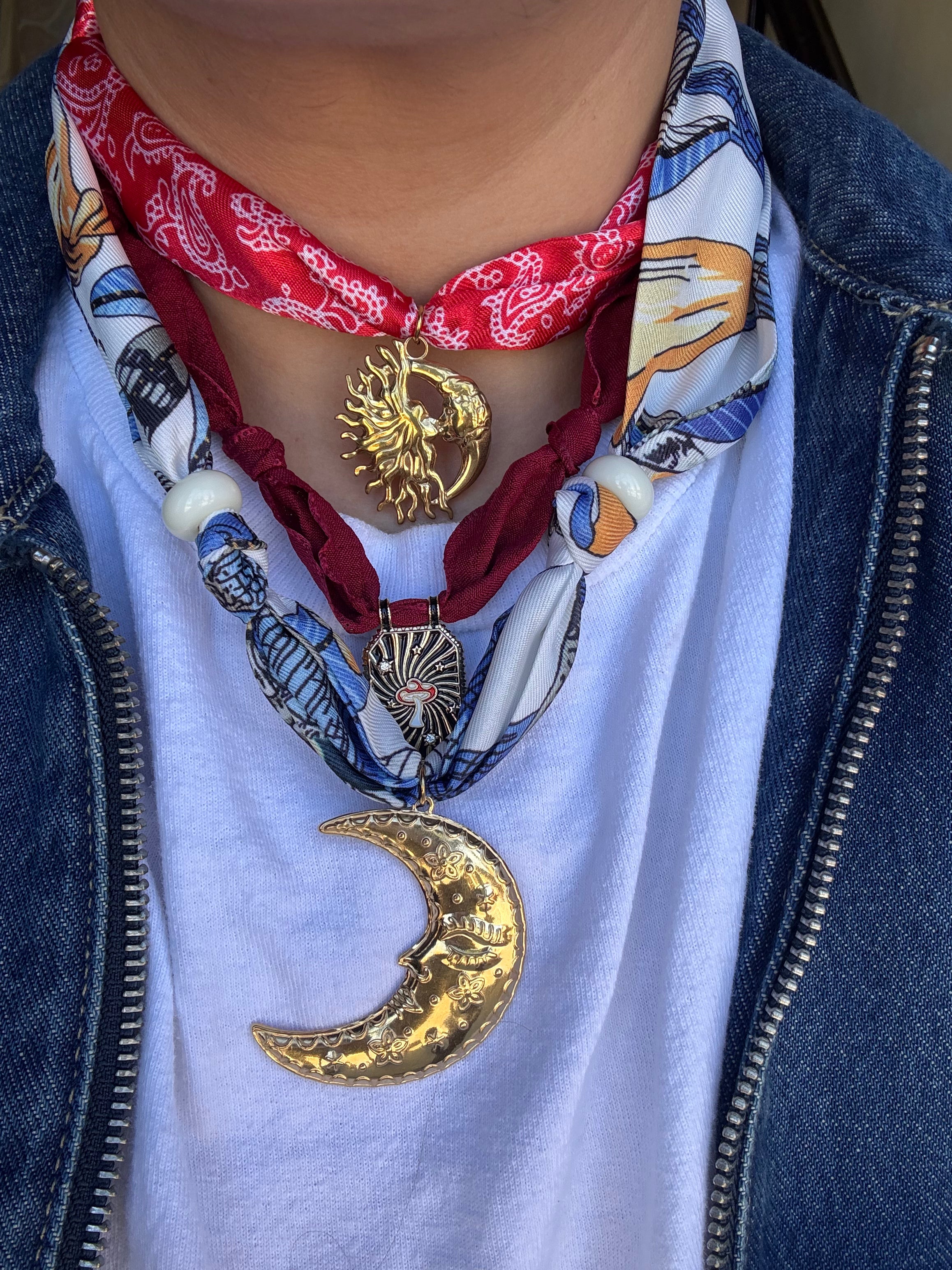 Collar Luna Azul
